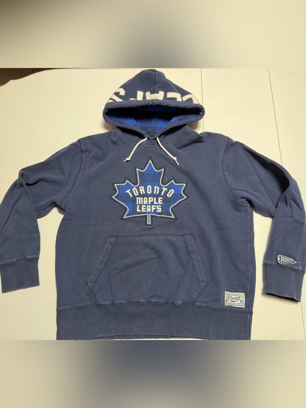 Roots Men’s Toronto Maple Leafs Crewneck Hoodie in Navy Blue